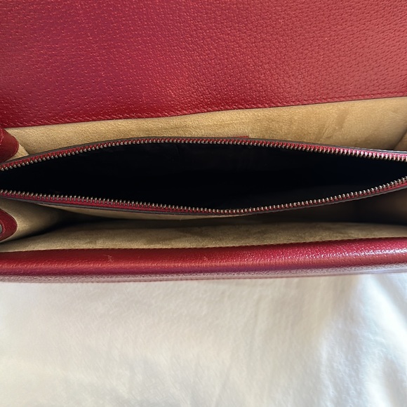 Gucci Red Embellished Raccoon Medium Dionysus Shoulder - Picture 14 of 15